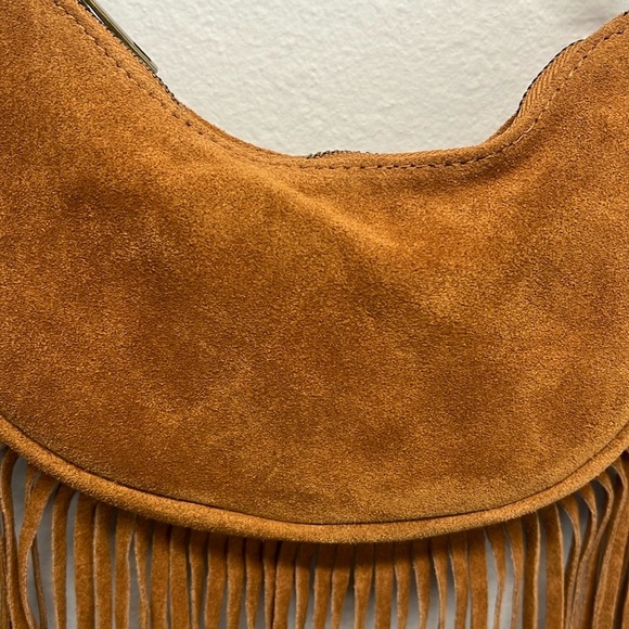 Marlon Firenze | Leather Hobo Bag w/ Interchangeable Crossbody Strap - Picture 5 of 9